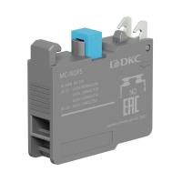 Блок контактный с клеммными зажимами под винт нормально-открытый DKC MC-NOPS